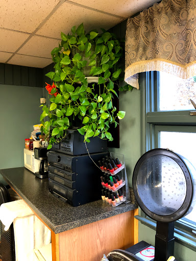 Beauty Salon «Fashion N Flair», reviews and photos, 1948 Lanier Dr, Madison, IN 47250, USA