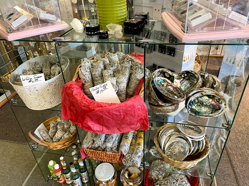 Book Store «White Light Books», reviews and photos, 1464 Park Ave, Cranston, RI 02920, USA