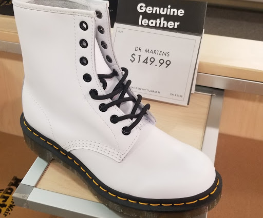 Shoe Store «DSW Designer Shoe Warehouse», reviews and photos, 13711 S Tamiami Trail, Fort Myers, FL 33912, USA