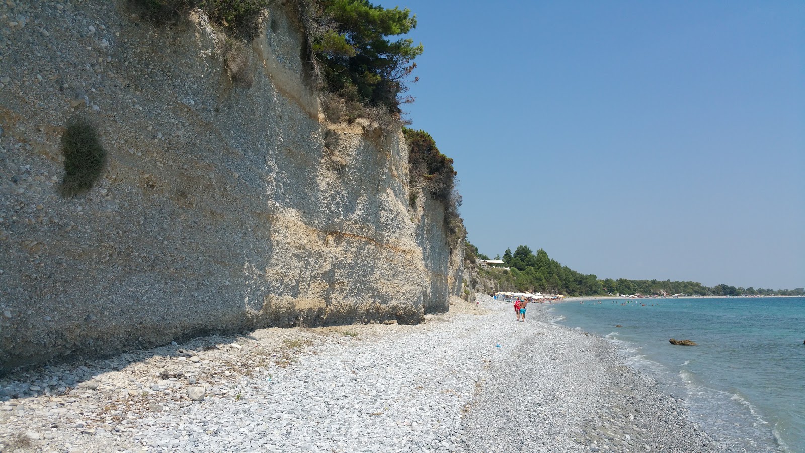 Akrotiri beach的照片 带有宽敞的海岸