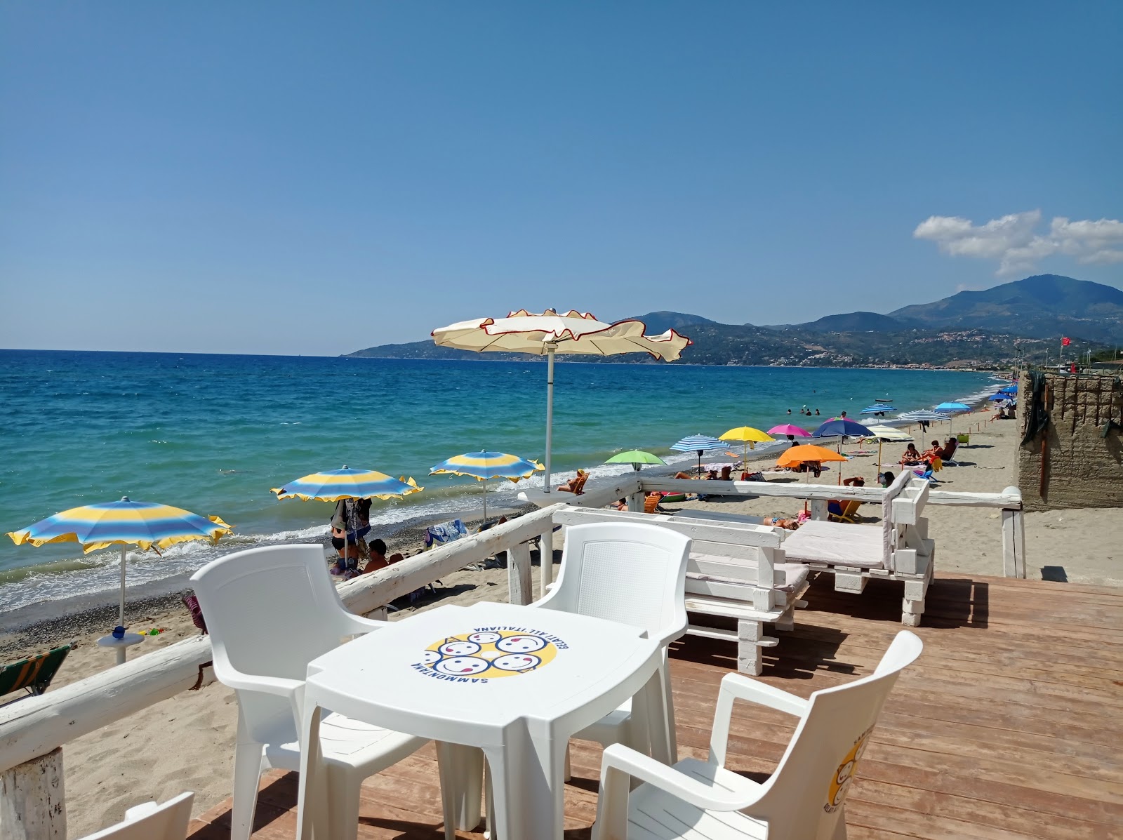 Fotografie cu Torre di Velia Beach cu o suprafață de nisip maro
