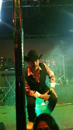 Night Club «El Portal», reviews and photos, 7024 Lawndale St, Houston, TX 77023, USA