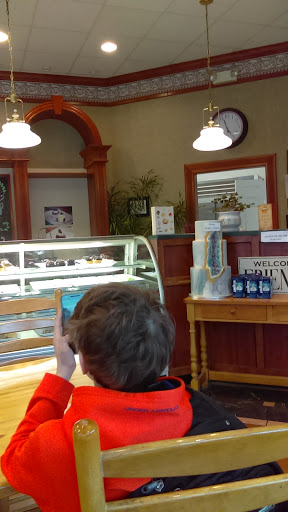 Bakery «Hollin Hall Pastry Shop», reviews and photos, 7920 Fort Hunt Rd, Alexandria, VA 22308, USA