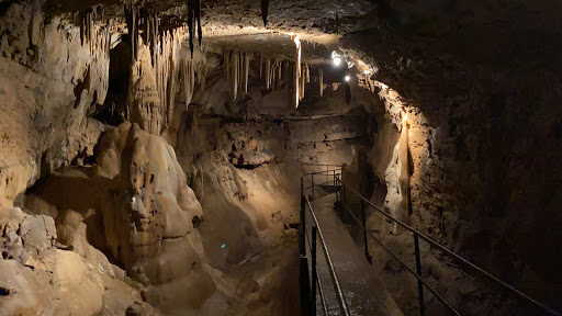 Seneca Caverns
