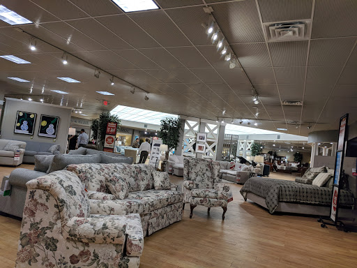 Furniture Store «Pilgrim Furniture & Mattress City Southington», reviews and photos, 55 Graham Pl, Southington, CT 06489, USA