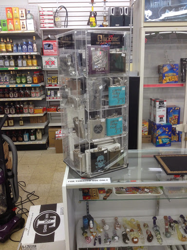 Liquor Store «Algonquin Tobacco & Liquor», reviews and photos, 1117 S Main St, Algonquin, IL 60102, USA