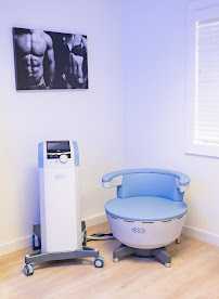 Natural Aesthetics Center ~ Bita Z Farrell, M.D. - Photo 4 - Car repair in Westlake Village, CA, Thousand Oaks