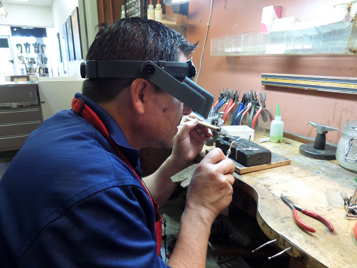 Jeweler «Mendel Jewelers», reviews and photos, 20443 Old Cutler Rd, Miami, FL 33189, USA