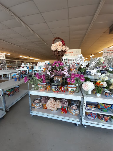 Home Goods Store «Tuesday Morning», reviews and photos, 2674 Bienville Blvd, Ocean Springs, MS 39564, USA