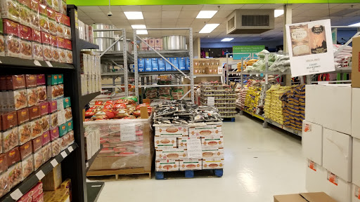 Grocery Store «Halal Import Food Market», reviews and photos, 701 E Pioneer Pkwy, Arlington, TX 76010, USA