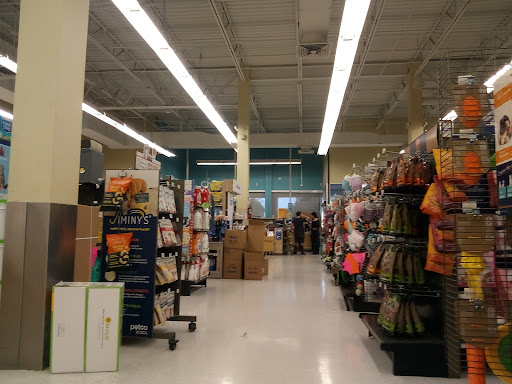 Pet Supply Store «Petco Animal Supplies», reviews and photos, 1009 E Commercial Blvd, Oakland Park, FL 33334, USA