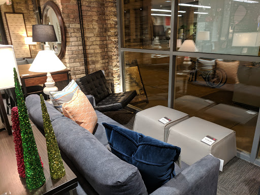 Furniture Rental Service «CORT Furniture Rental & Clearance Center», reviews and photos, 540 N Lake Shore Dr, Chicago, IL 60611, USA