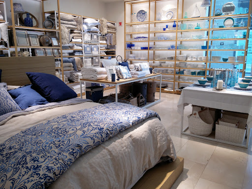 Stores to buy bedding Nice