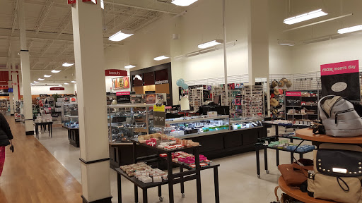 Department Store «T.J. Maxx», reviews and photos, 1300 Shingle Creek Xing, Brooklyn Center, MN 55430, USA