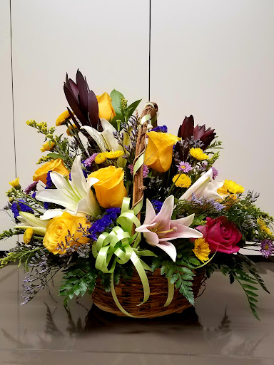 Florist «Victorian Garden florist», reviews and photos, 8543 W Boynton Beach Blvd, Boynton Beach, FL 33472, USA