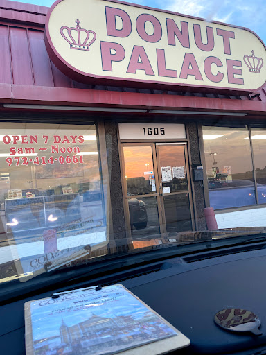 Donut Shop «Donut Palace», reviews and photos, 1605 W Buckingham Rd, Garland, TX 75042, USA