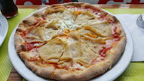 Plats et boissons du Pizzeria Pizza Roberto à Gentilly - n°12