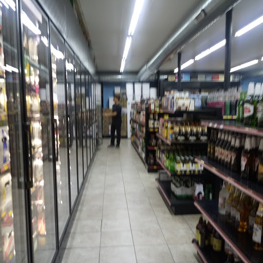 Liquor Store «Sky Liquors», reviews and photos, 6347 N Milwaukee Ave, Chicago, IL 60646, USA