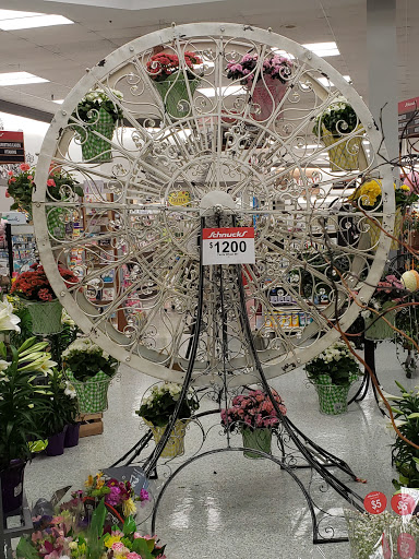 Grocery Store «Schnucks», reviews and photos, 109 N Mattis Ave, Champaign, IL 61821, USA