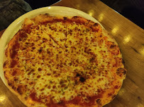Pizza du Restaurant italien L'Italia In Bocca à Paris - n°13