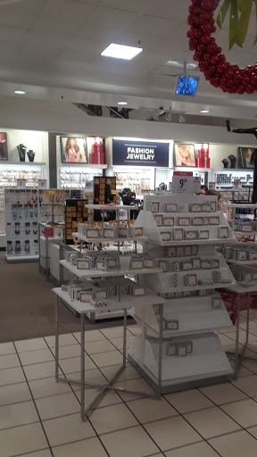 Department Store «JCPenney», reviews and photos, 11401 Pines Blvd, Pembroke Pines, FL 33026, USA