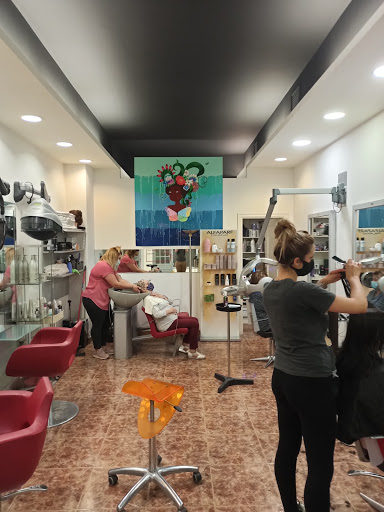 Amaya Fidalgo estilistas en Tafalla, Pamplona