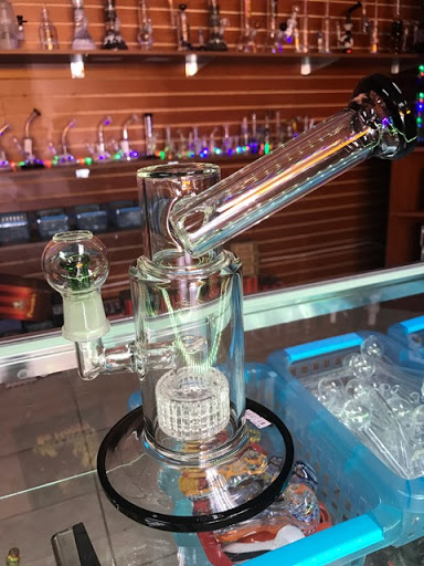 Tobacco Shop «777 smoke shop», reviews and photos, 6900 Reseda Blvd b, Reseda, CA 91335, USA