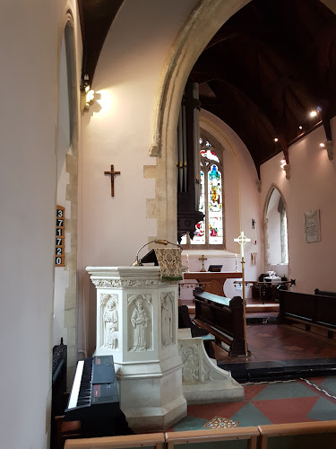 Comments and reviews of St Catwg's Church