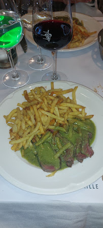 Steak frites du Restaurant français L'Atelier Entrecôte & Volaille à Paris - n°7