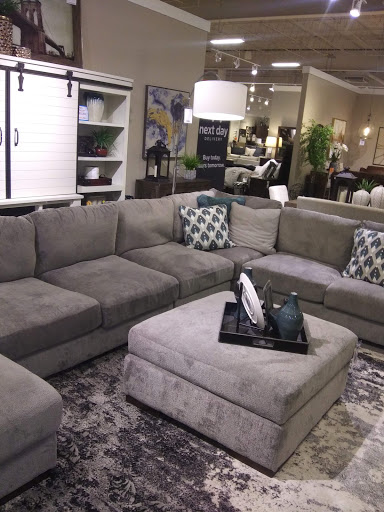 Shops for buying sofas in Pittsburgh