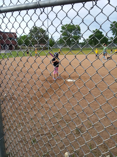 Recreation Center «North Dale Recreation Center», reviews and photos, 1414 St Albans St N, St Paul, MN 55117, USA