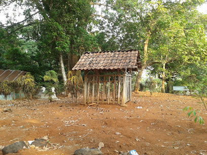 Makam Keramat Mbah Sholeh ( Mbah Togog )
