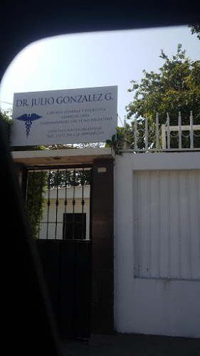 Dr Julio González - Portoviejo