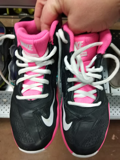 Thrift Store «Goodwill Store and Donation Station», reviews and photos, 10647 Culebra Rd, San Antonio, TX 78251, USA