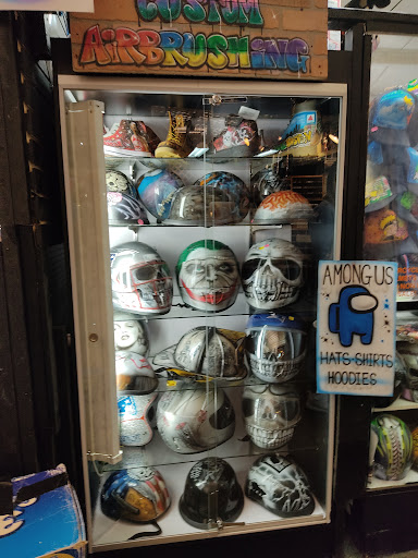 Flea Market «Raynham Flea Market», reviews and photos, 480 S St W, Raynham, MA 02767, USA