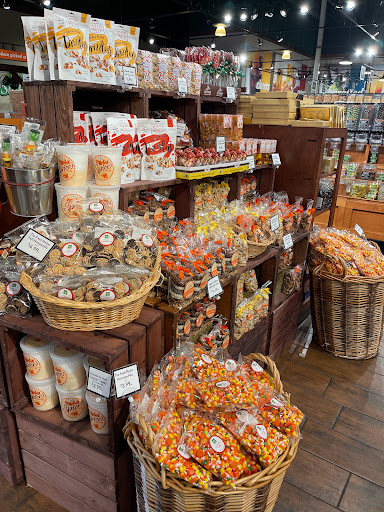 Grocery Store «The Fresh Market», reviews and photos, 1500 Peachtree Industrial Blvd, Suwanee, GA 30024, USA