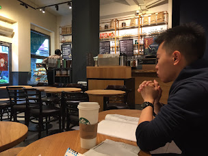 Photo n°54 de Starbucks à Saint-Germain-en-Laye ()