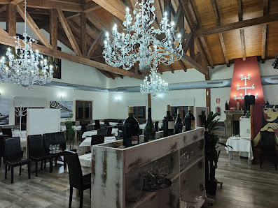 El Tocinero Restaurante y Posada Bo. Barros, 19a, 39609 Camargo, Cantabria, España