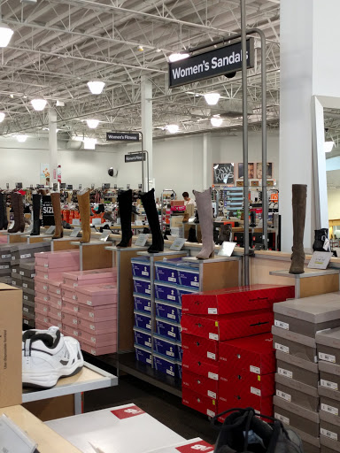 Shoe Store «DSW Designer Shoe Warehouse», reviews and photos, 43598 Christy St, Fremont, CA 94538, USA