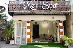 Mer Beauty & Spa image