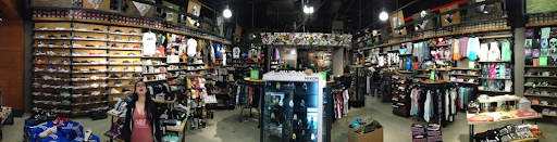 Clothing Store «Zumiez», reviews and photos, 2655 Richmond Ave #2320, Staten Island, NY 10314, USA