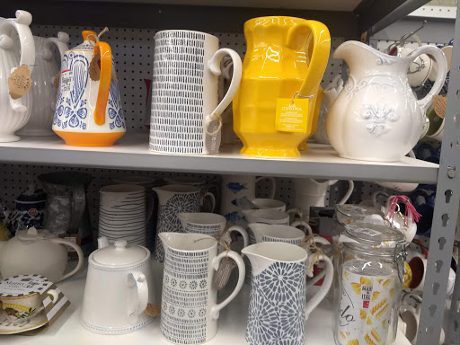 Home Goods Store «Tuesday Morning», reviews and photos, 23314 Farmington Rd, Farmington, MI 48336, USA