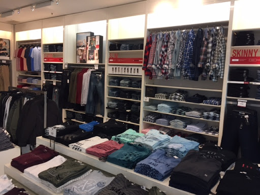 Clothing Store «Express», reviews and photos, 1250 Baltimore Pike, Springfield, PA 19064, USA