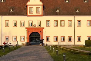 Schloss Heusenstamm image