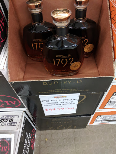 Liquor Store «Liquor City Uncorked», reviews and photos, 501 Crescent Ave, Covington, KY 41011, USA