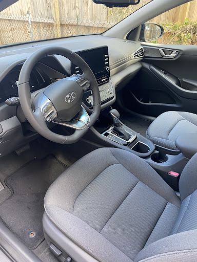 Hyundai Dealer «Tysinger Hyundai», reviews and photos, 2712 Magruder Blvd C, Hampton, VA 23666, USA