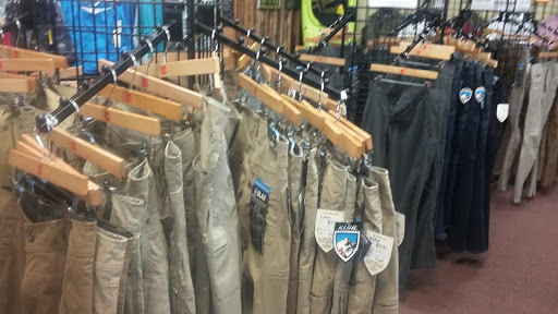 Outdoor Sports Store «Wiley Outdoor Sports», reviews and photos, 1820 6th Ave SE # U, Decatur, AL 35601, USA