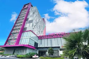 The Zuri Hotel & Convention Baturaja image