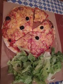 Pizza du Pizzeria La Télia à Bagnères-de-Luchon - n°12