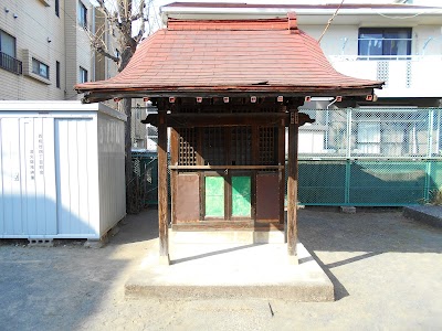 白山神社、大六天神社、稲荷神社、八雲神社、水神社、菅原神社